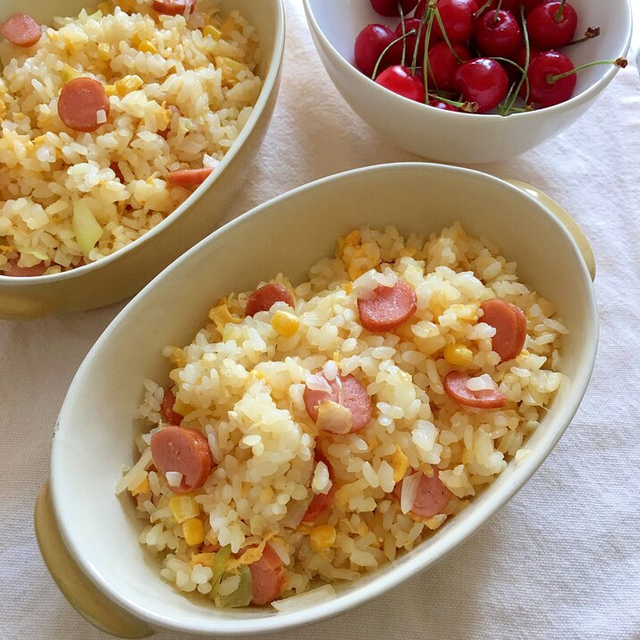 ウインナーとコーンの玉ねぎ卵コンソメ炒飯 レシピ 作り方 By Kuuuma 楽天レシピ ウインナーとコーンの玉ねぎ卵コンソメ炒飯 レシピ 作り方 By Kuuuma 楽天レシピ